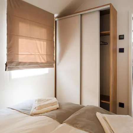 Holiday Golden Resort & Spa Lazy  Room photo