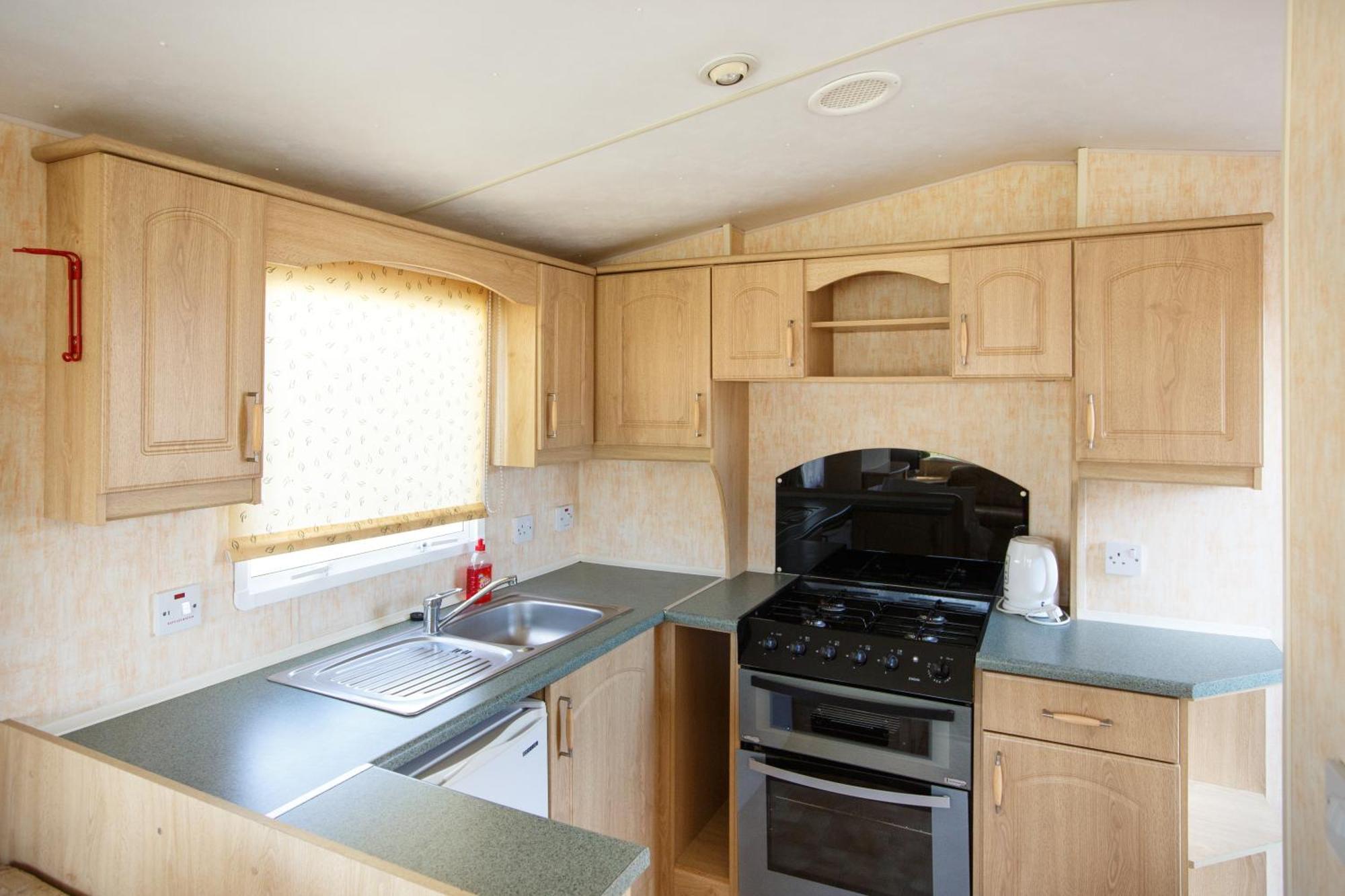 Курортний комплекс Golden & 3*